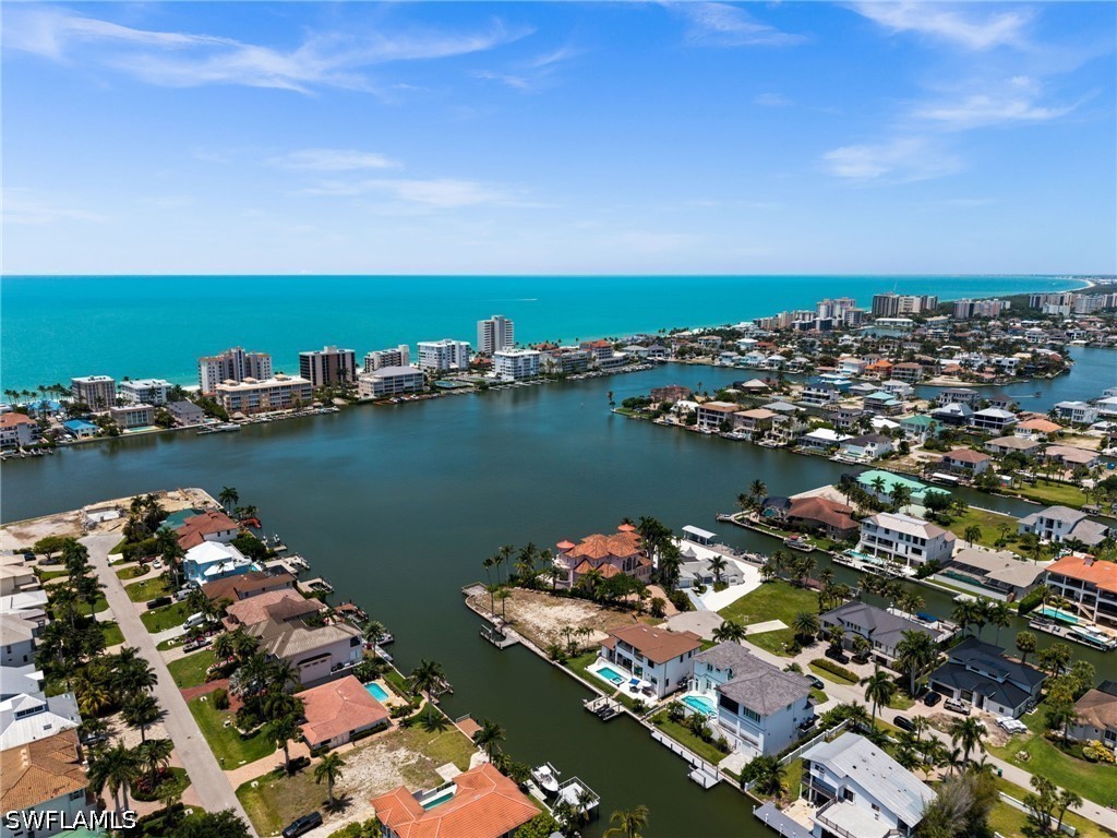 388 Pine Avenue Naples FL 34108 226019283 image6