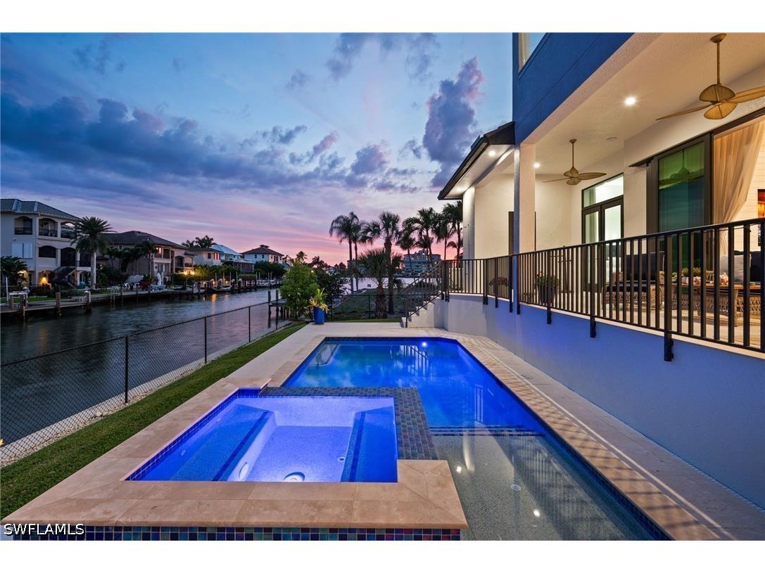 388 Pine Avenue Naples FL 34108 226019283 image8