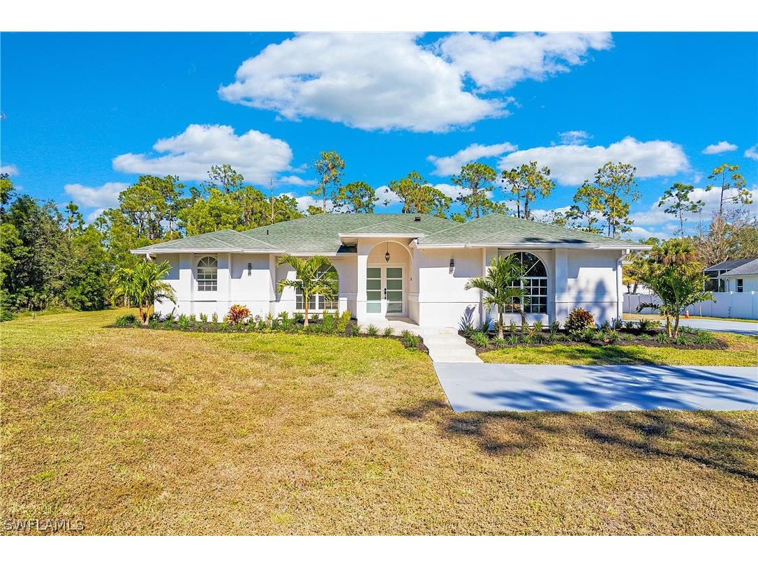 3881 15th Avenue SW Naples FL 34117 223002270 image1