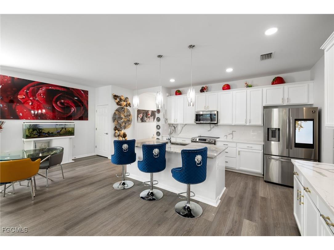 3888 Dunnster Court Fort Myers FL 33916 2025010236 image11