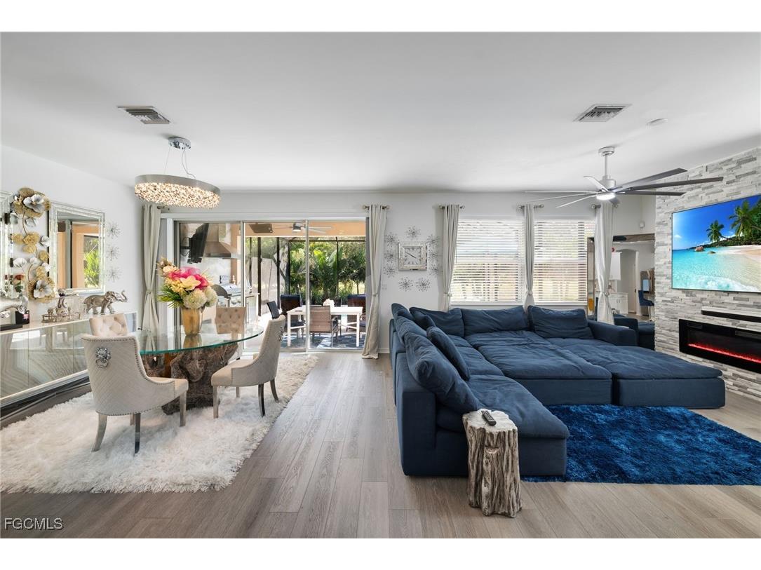 3888 Dunnster Court Fort Myers FL 33916 2025010236 image14