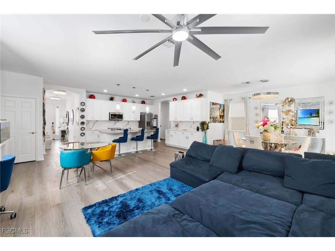 3888 Dunnster Court Fort Myers FL 33916 2025010236 image17