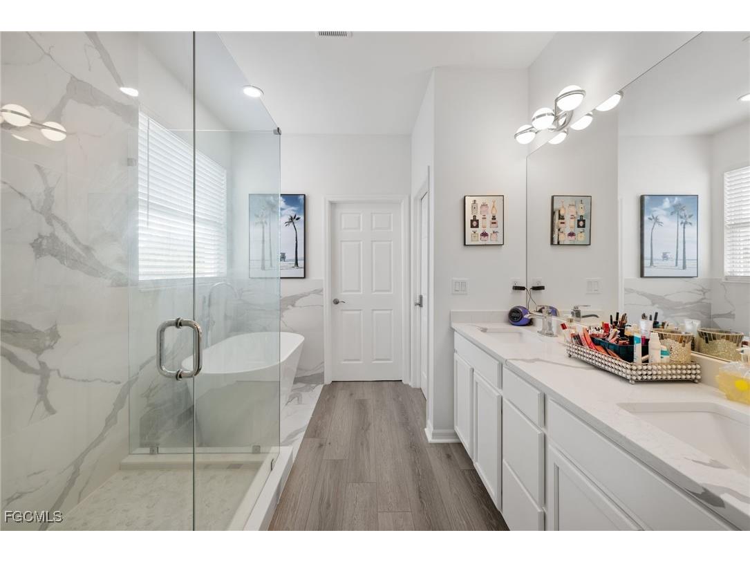 3888 Dunnster Court Fort Myers FL 33916 2025010236 image28