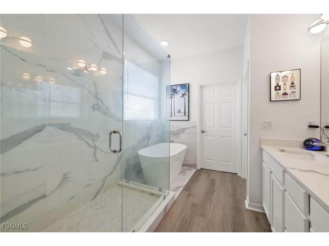 3888 Dunnster Court Fort Myers FL 33916 2025010236 image29