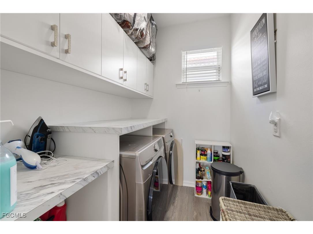 3888 Dunnster Court Fort Myers FL 33916 2025010236 image32
