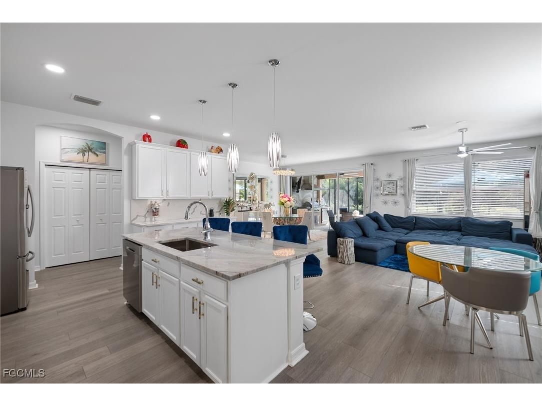 3888 Dunnster Court Fort Myers FL 33916 2025010236 image7