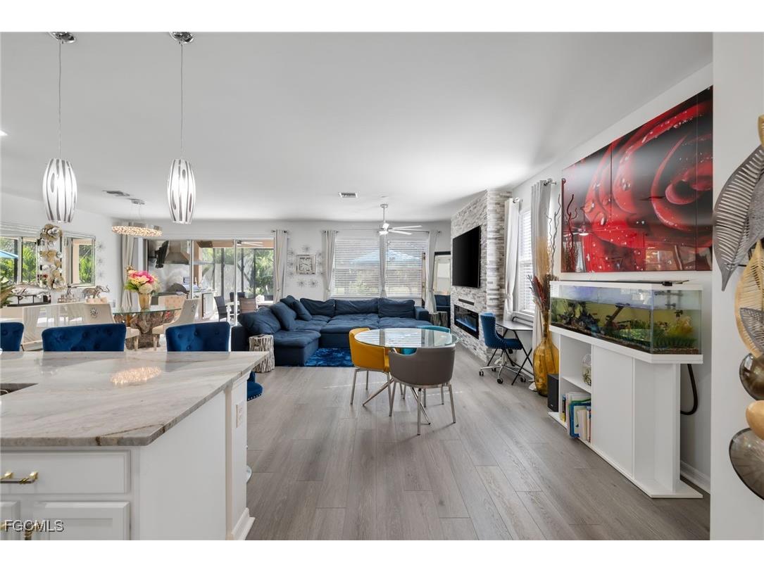 3888 Dunnster Court Fort Myers FL 33916 2025010236 image8