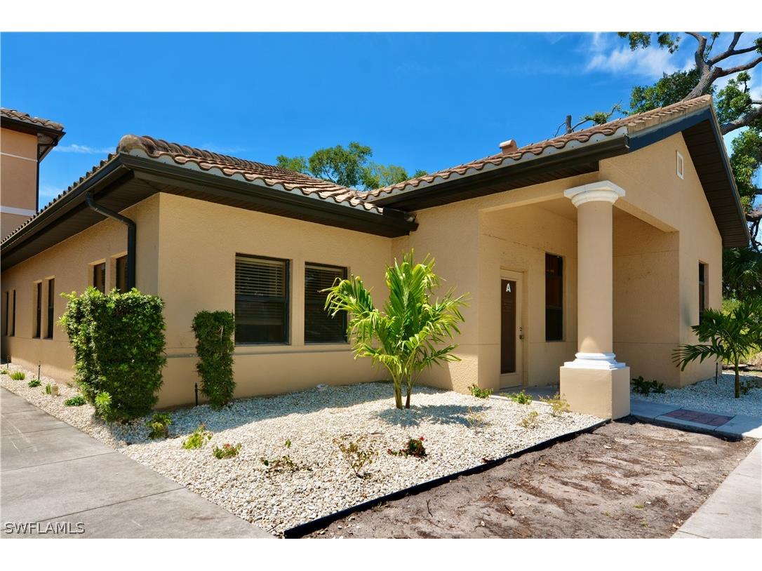 389 Commercial Court #A Venice FL 34292 224035637 image1