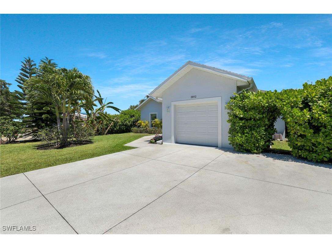 3892 14th Street N Naples FL 34103 225037865 image18