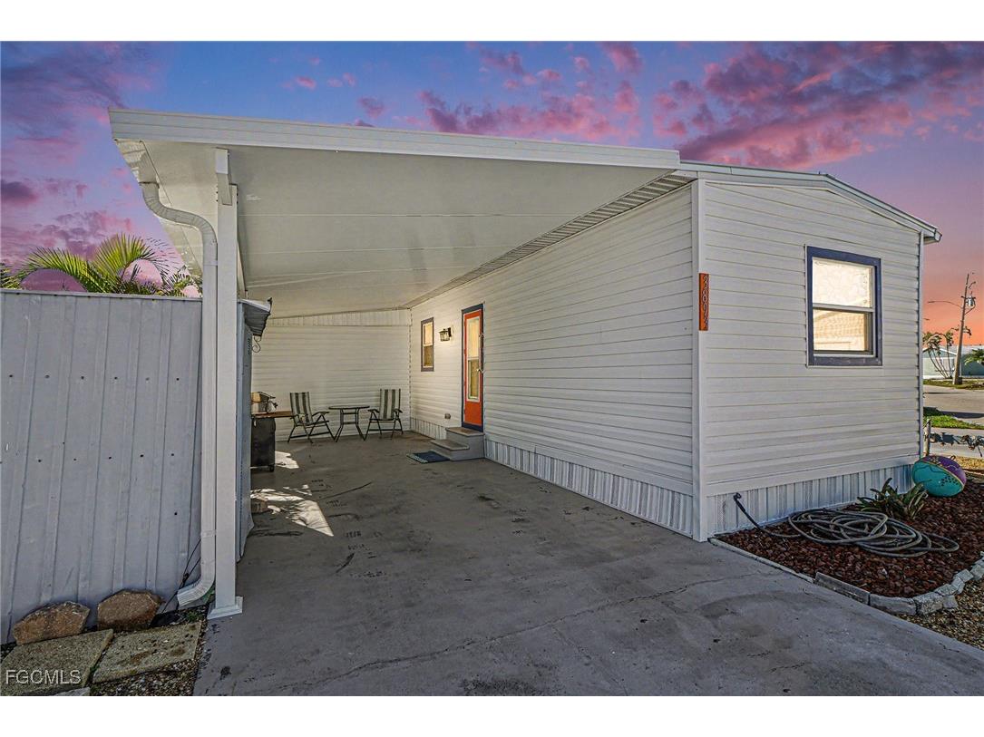 3893 Dewberry Lane Saint James City FL 33956 224105420 image2