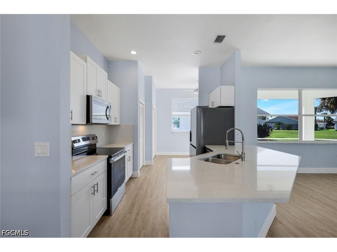 3895 Sabal Springs Boulevard North Fort Myers FL 33917 2026023390 image11