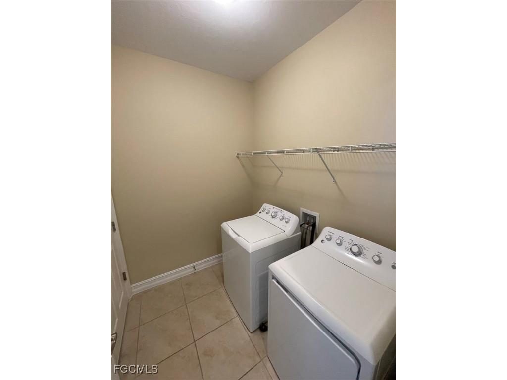 3896 King Edwards Street Fort Myers FL 33916 2026003612 image11