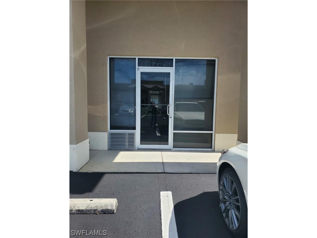 3899 Mannix Drive #423 Naples FL 34114 223045998 image1