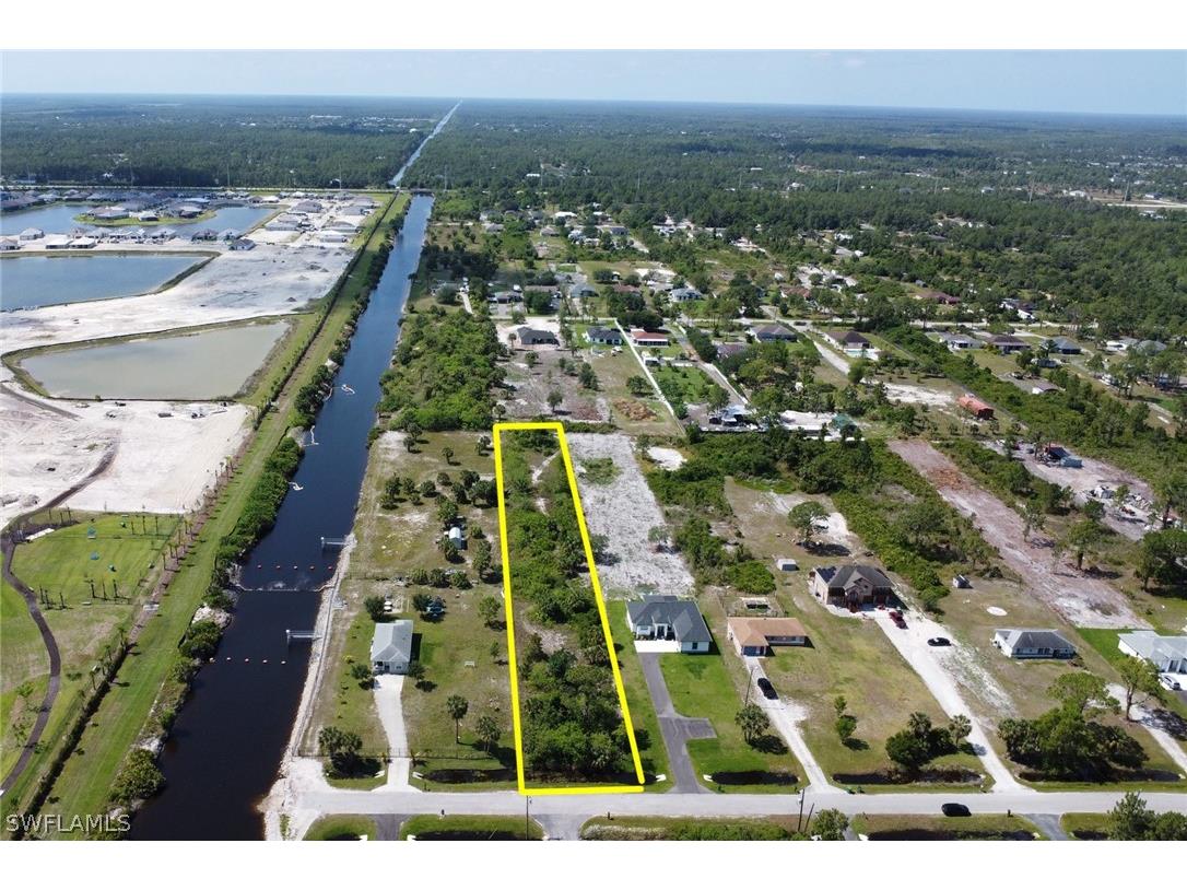 38XX 39th Avenue NE Naples FL 34120 224047698 image1