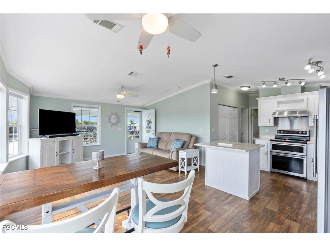 39 Channel Lane Fort Myers FL 33905 2025017572 image20