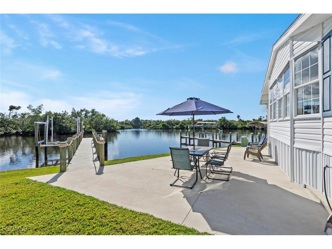 39 Channel Lane Fort Myers FL 33905 2025017572 image25