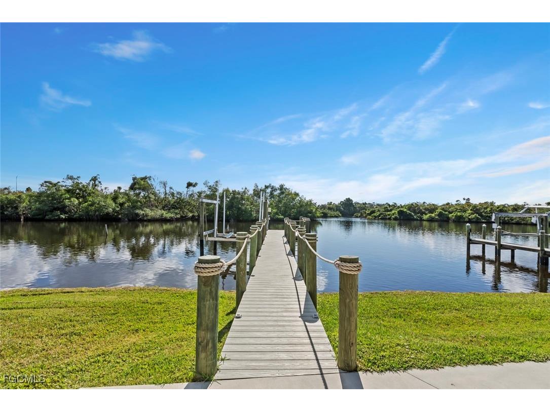 39 Channel Lane Fort Myers FL 33905 2025017572 image27