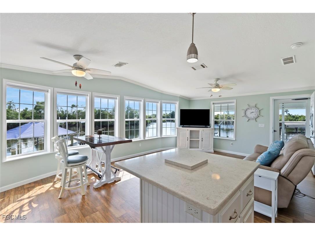39 Channel Lane Fort Myers FL 33905 2025017572 image3