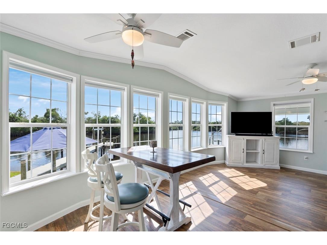 39 Channel Lane Fort Myers FL 33905 2025017572 image4