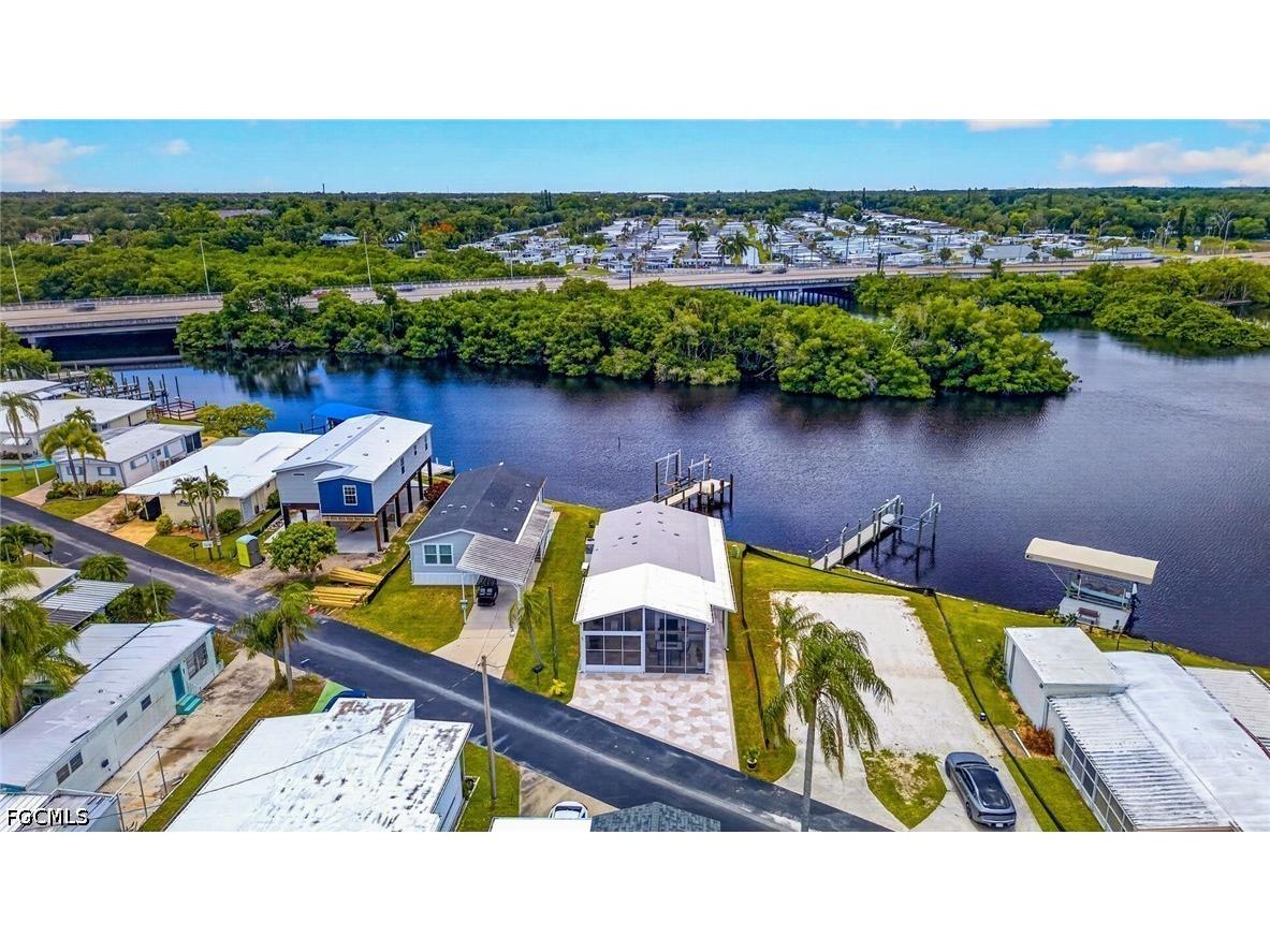 39 Channel Lane Fort Myers FL 33905 2026023373 image34