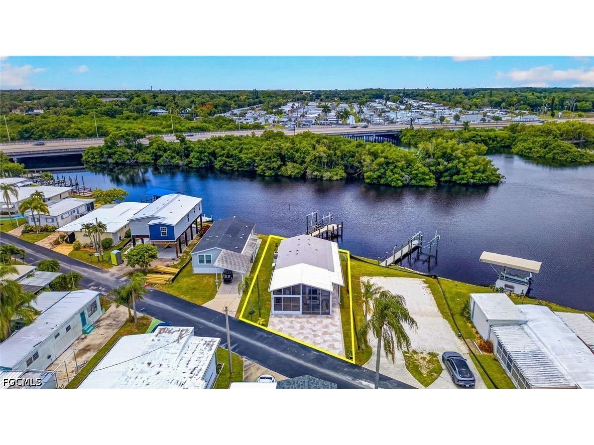39 Channel Lane Fort Myers FL 33905 2026023373 image35