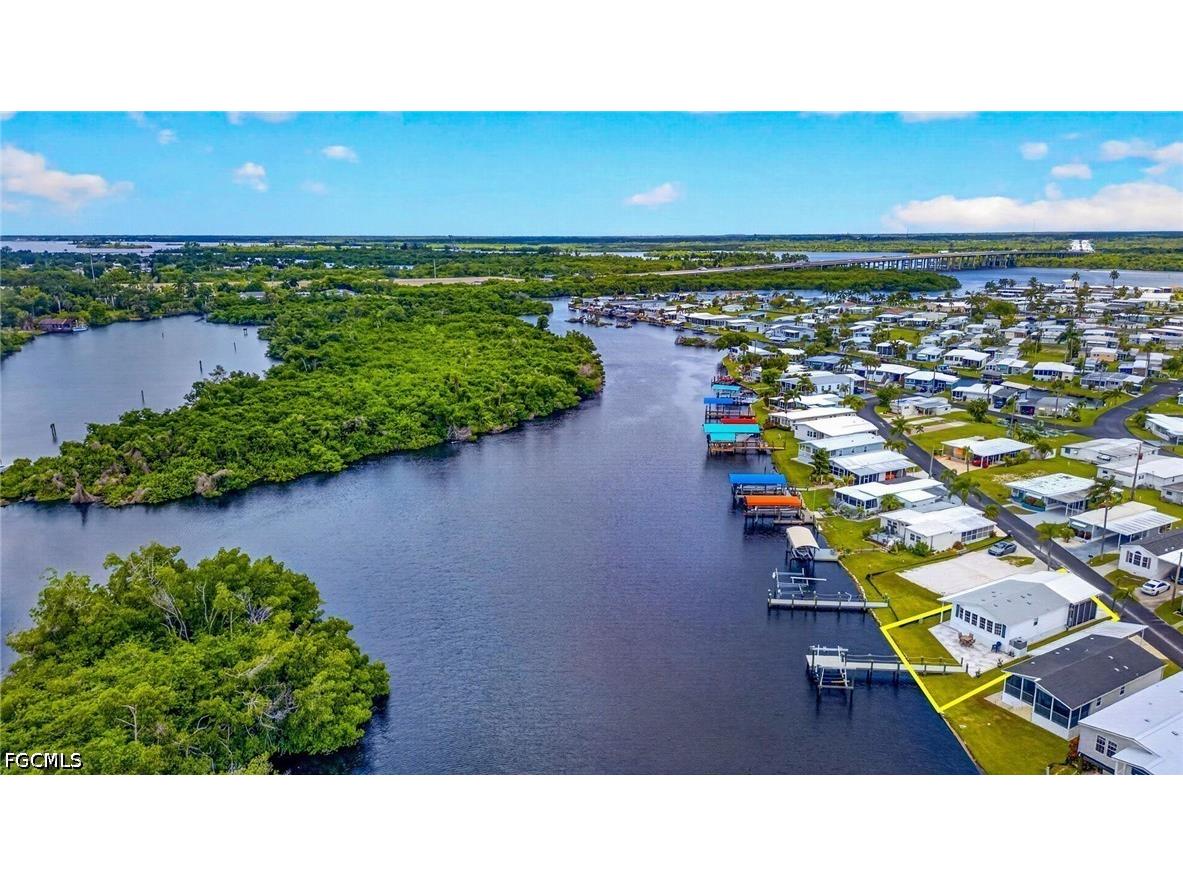 39 Channel Lane Fort Myers FL 33905 2026023373 image44