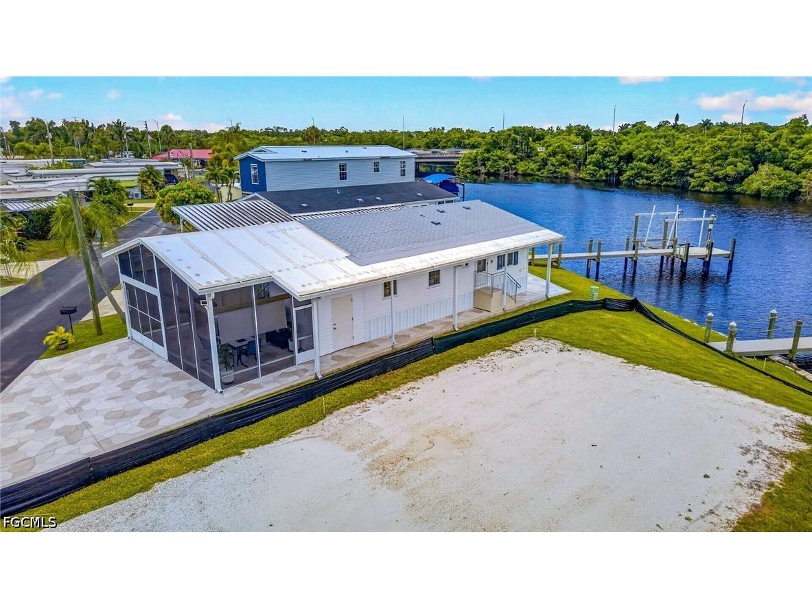 39 Channel Lane Fort Myers FL 33905 2026023373 image48