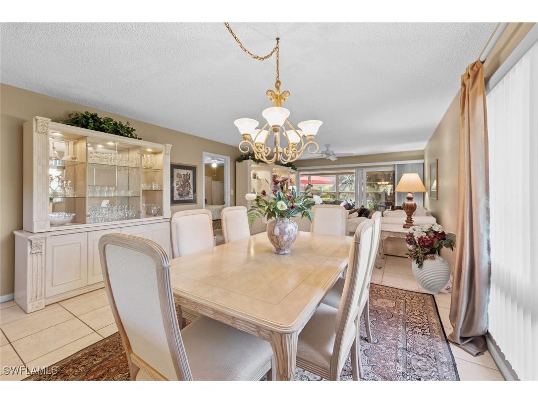 39 Glades Boulevard #1 Naples FL 34112 224084616 image1