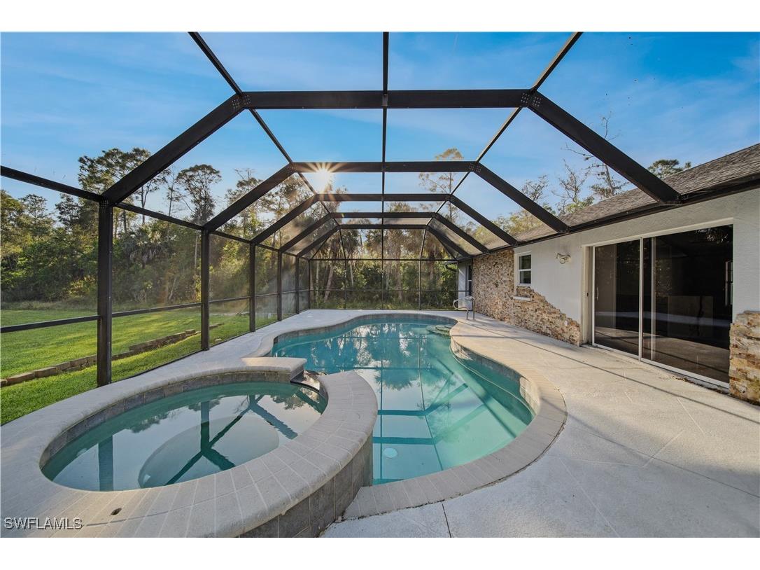 390 35th Avenue NE Naples FL 34120 226002648 image1