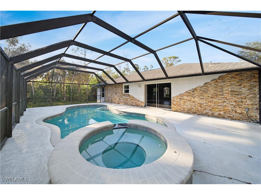 390 35th Avenue NE Naples FL 34120 226002648 image17