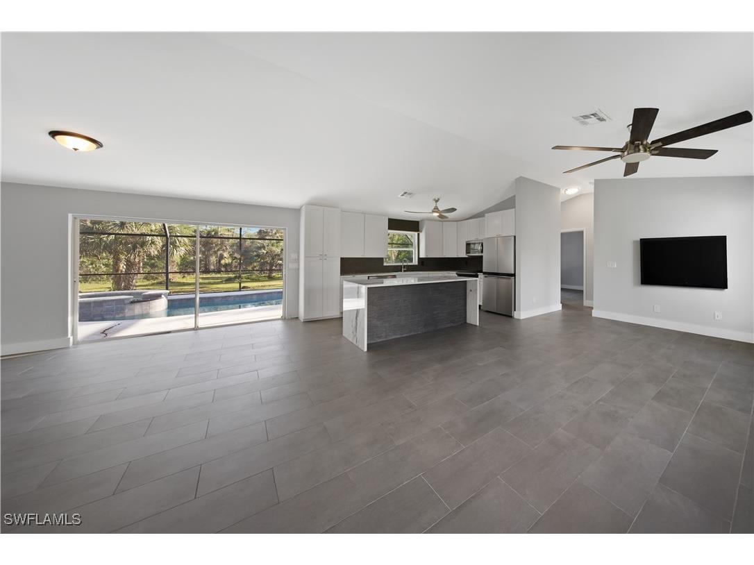390 35th Avenue NE Naples FL 34120 226002648 image6
