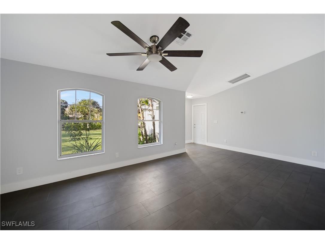 390 35th Avenue NE Naples FL 34120 226002648 image8