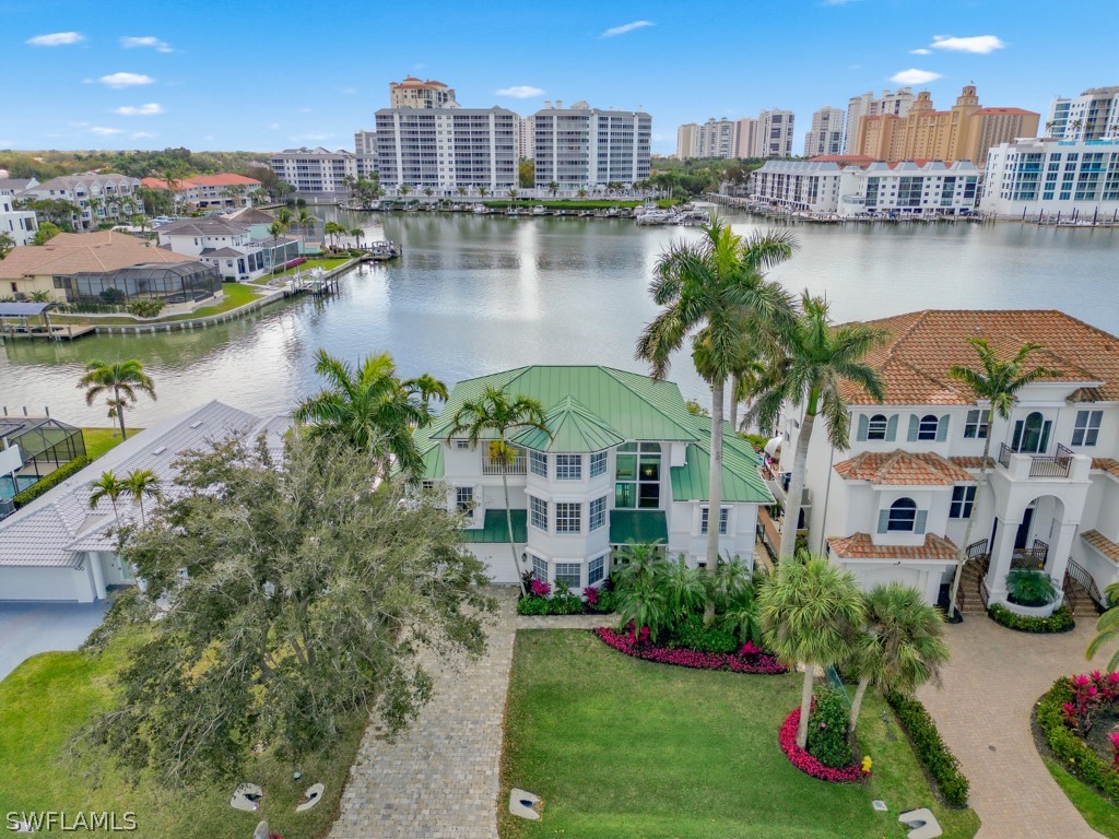 390 Oak Avenue Naples FL 34108 226008030 image1