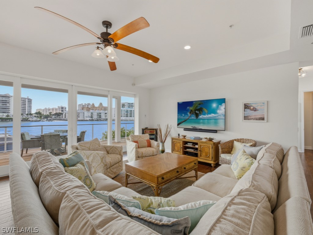390 Oak Avenue Naples FL 34108 226008030 image22