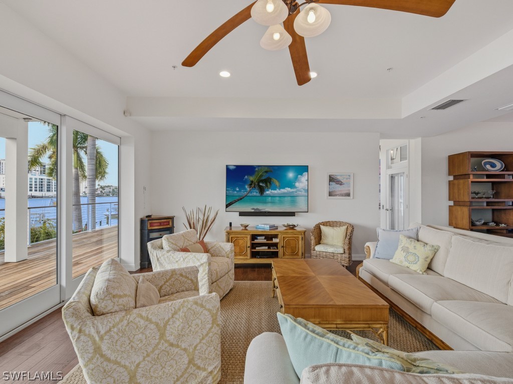 390 Oak Avenue Naples FL 34108 226008030 image23
