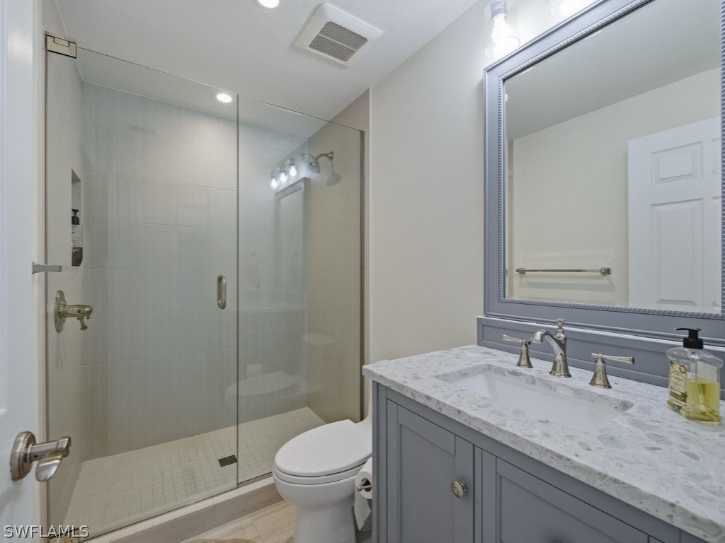 390 Oak Avenue Naples FL 34108 226008030 image9