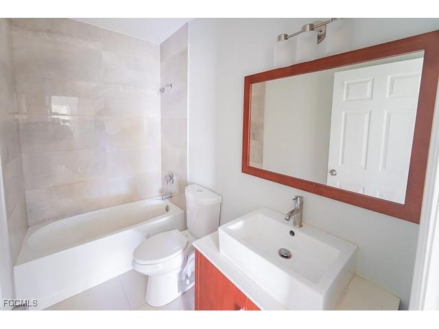 390 Pennfield Avenue Lehigh Acres FL 33974 2025018254 image9