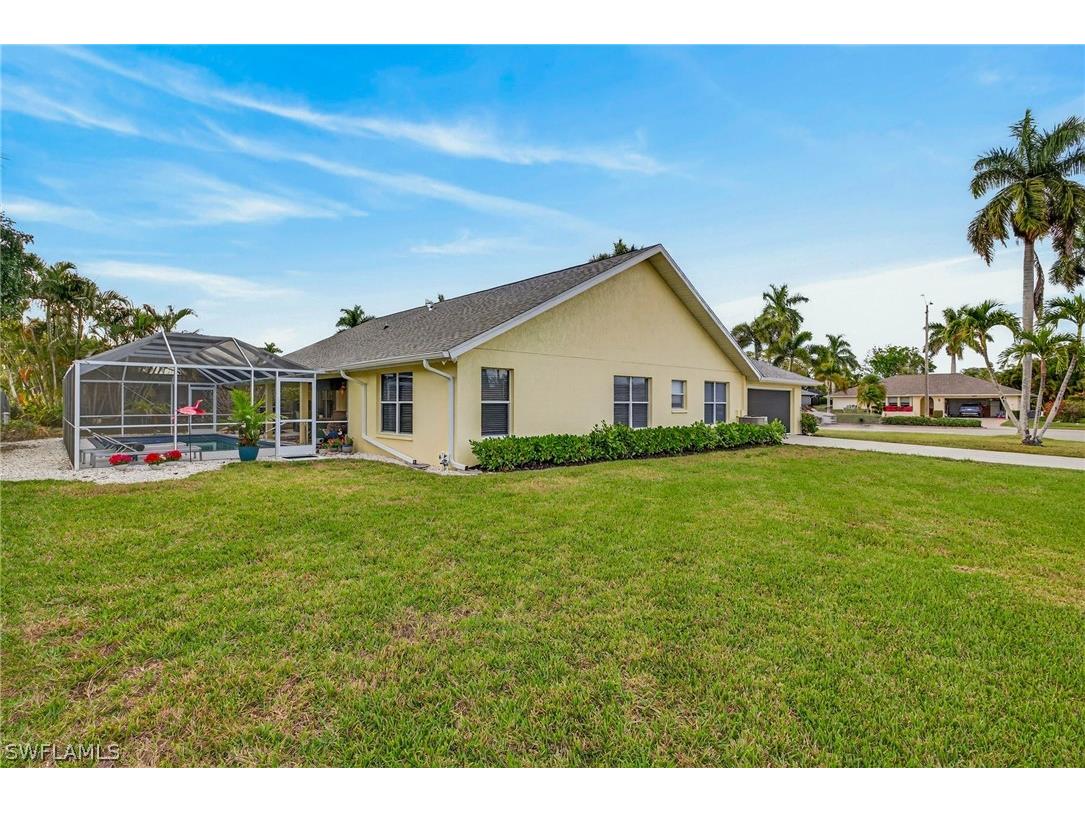 390 Saint Andrews Boulevard Naples FL 34113 226008183 image30