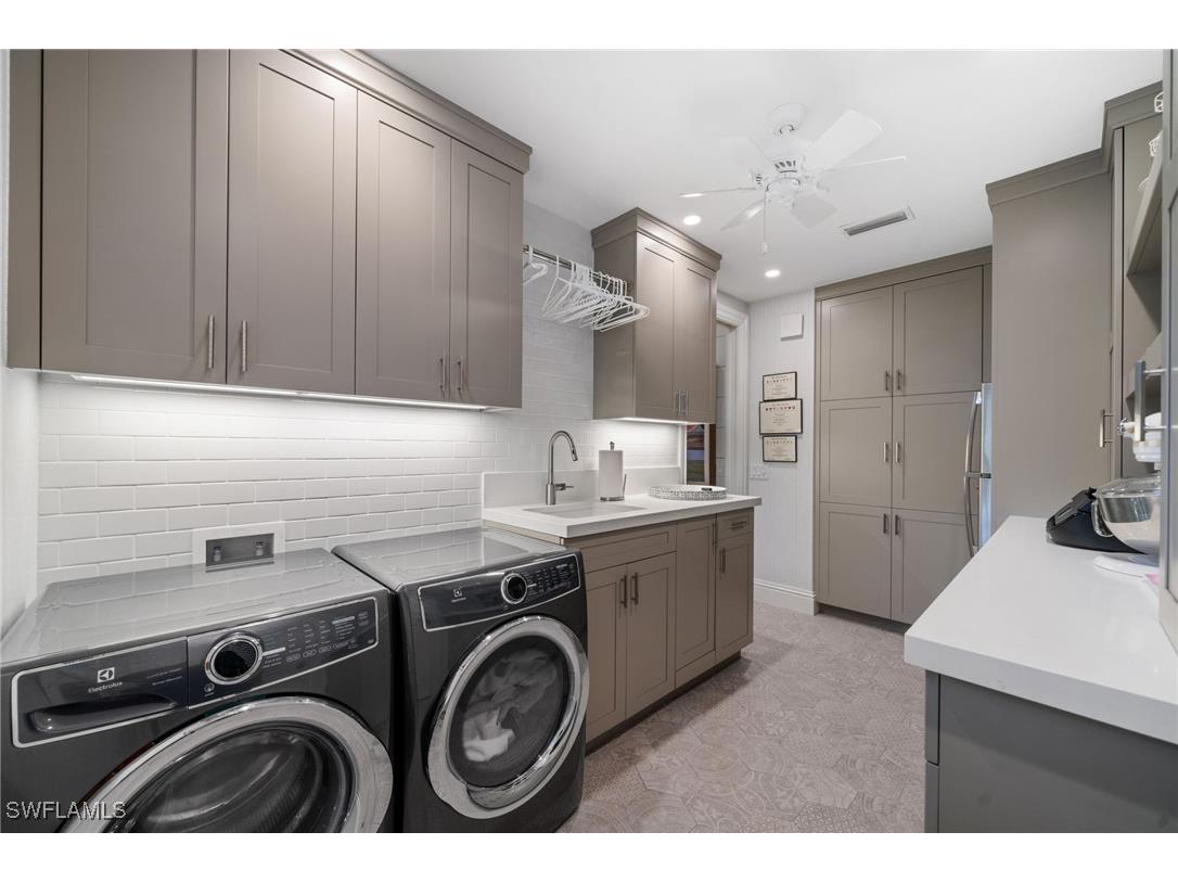 390 Windward Way Naples FL 34103 225064219 image36