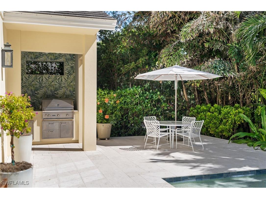 390 Windward Way Naples FL 34103 225064219 image7