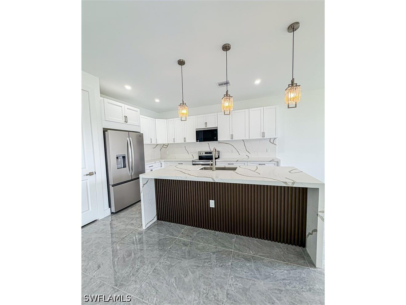 3900 25th Street SW Lehigh Acres FL 33976 226020809 image5