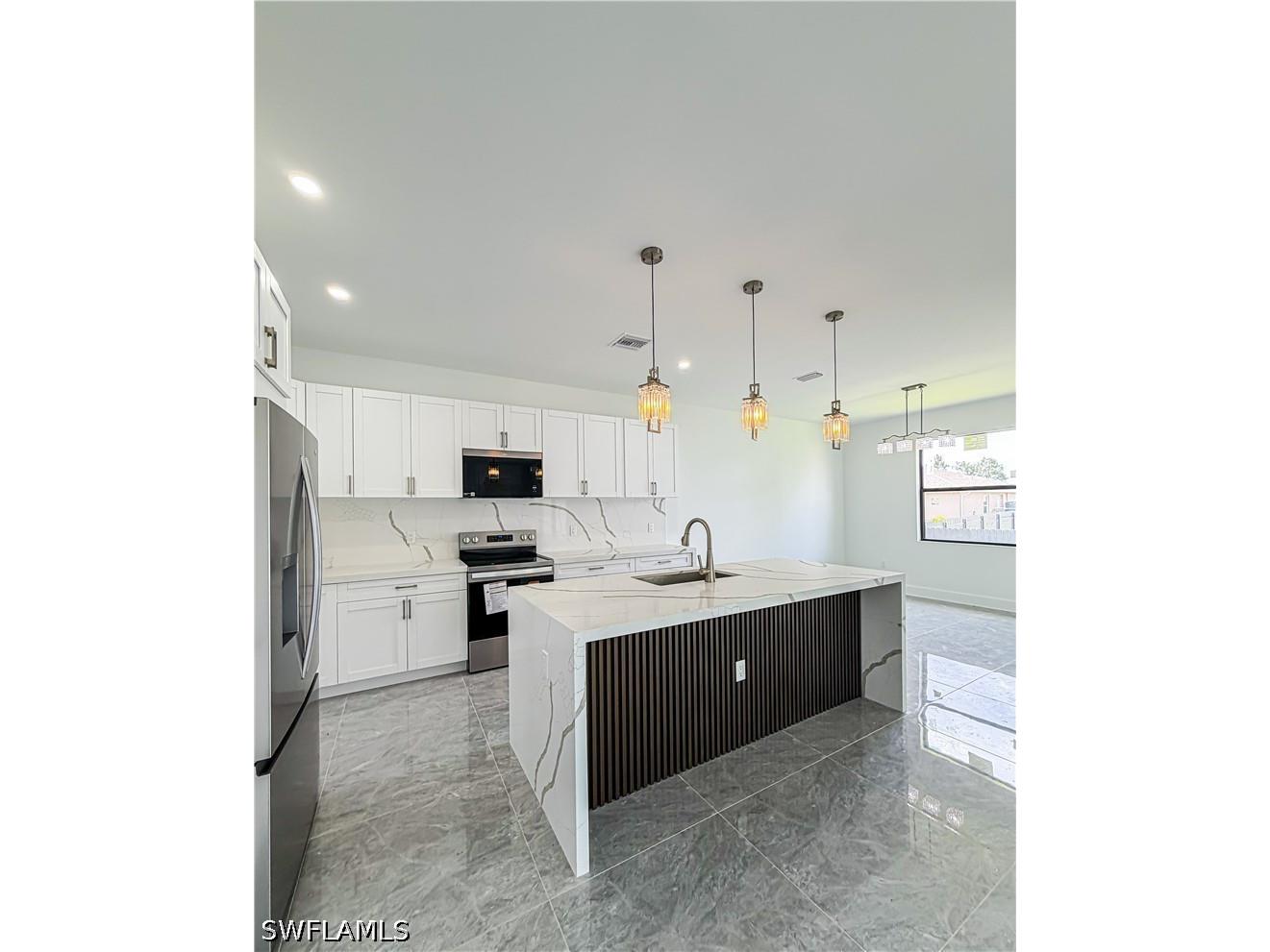 3900 25th Street SW Lehigh Acres FL 33976 226020809 image6