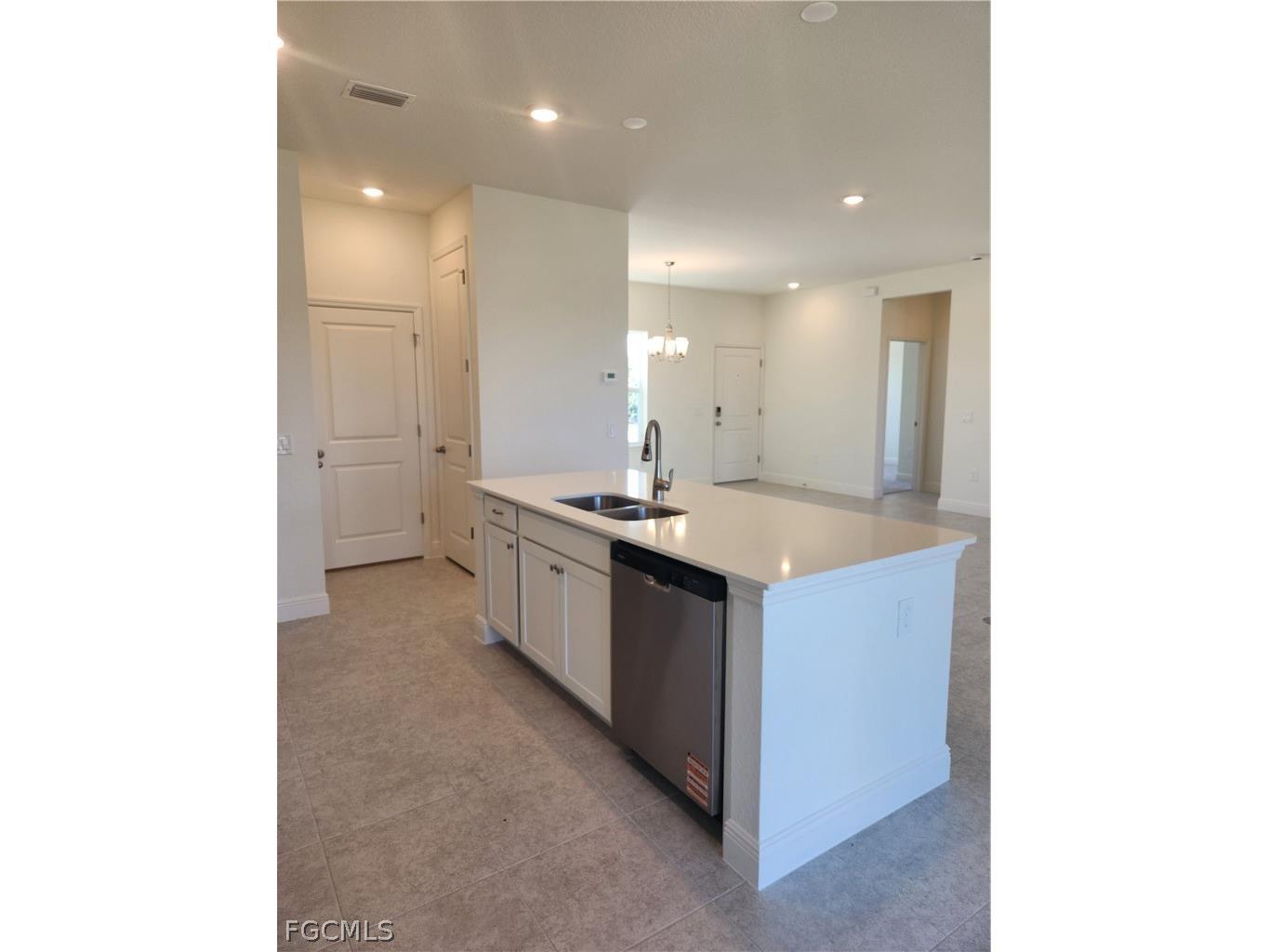 3900 28th Street SW Lehigh Acres FL 33976 2026007044 image3