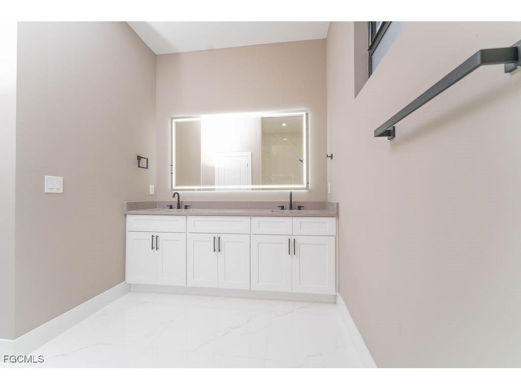 3900 9th Street SW Lehigh Acres FL 33976 2025007548 image16