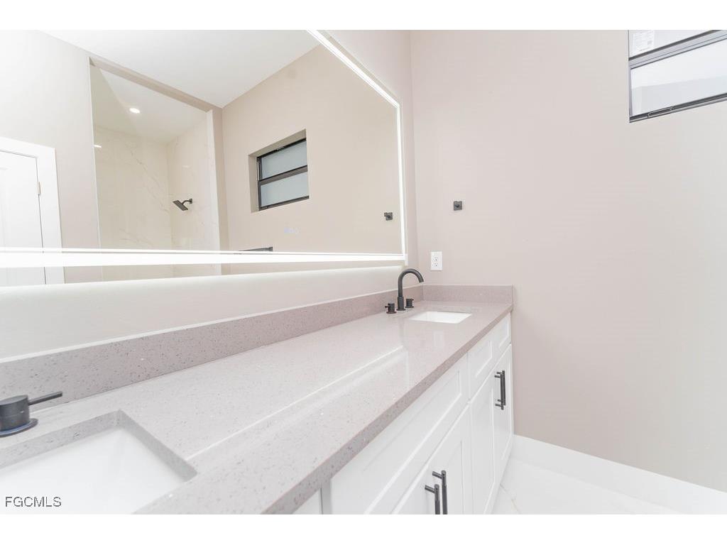 3900 9th Street SW Lehigh Acres FL 33976 2025007548 image18