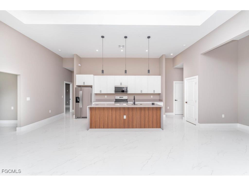 3900 9th Street SW Lehigh Acres FL 33976 2025007548 image6