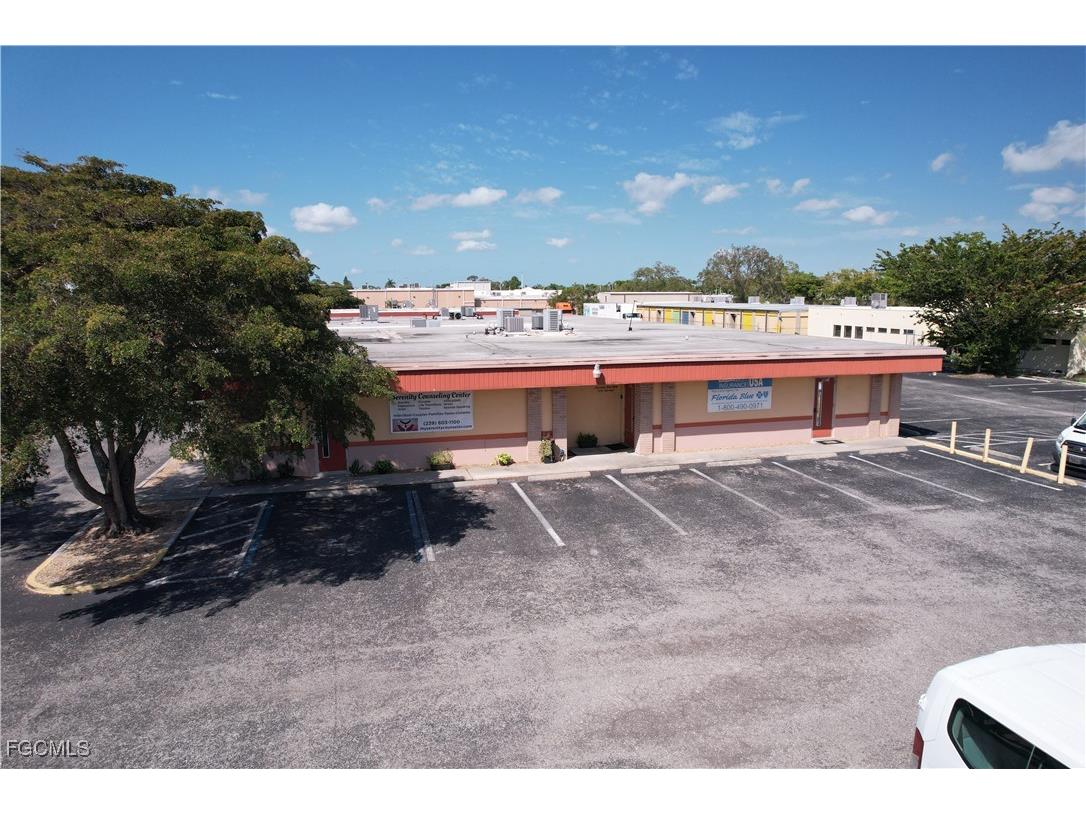 3900 Broadway Fort Myers FL 33901 2025021155 image2