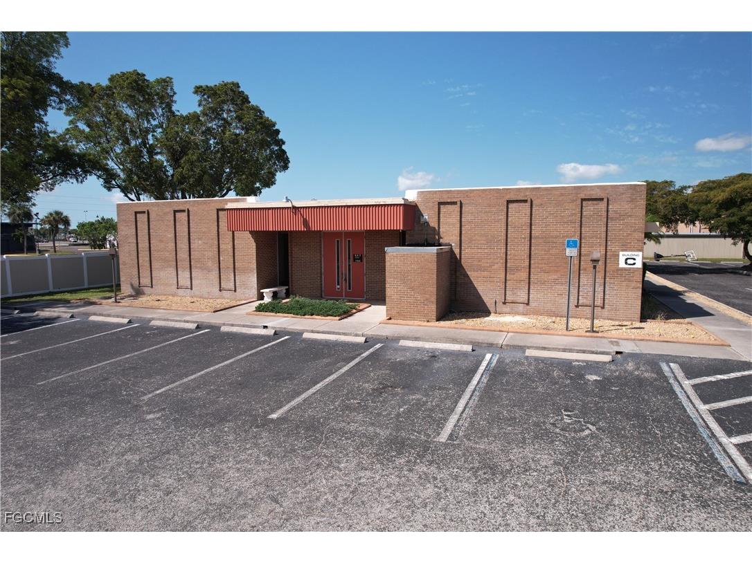 3900 Broadway Fort Myers FL 33901 2025021155 image32