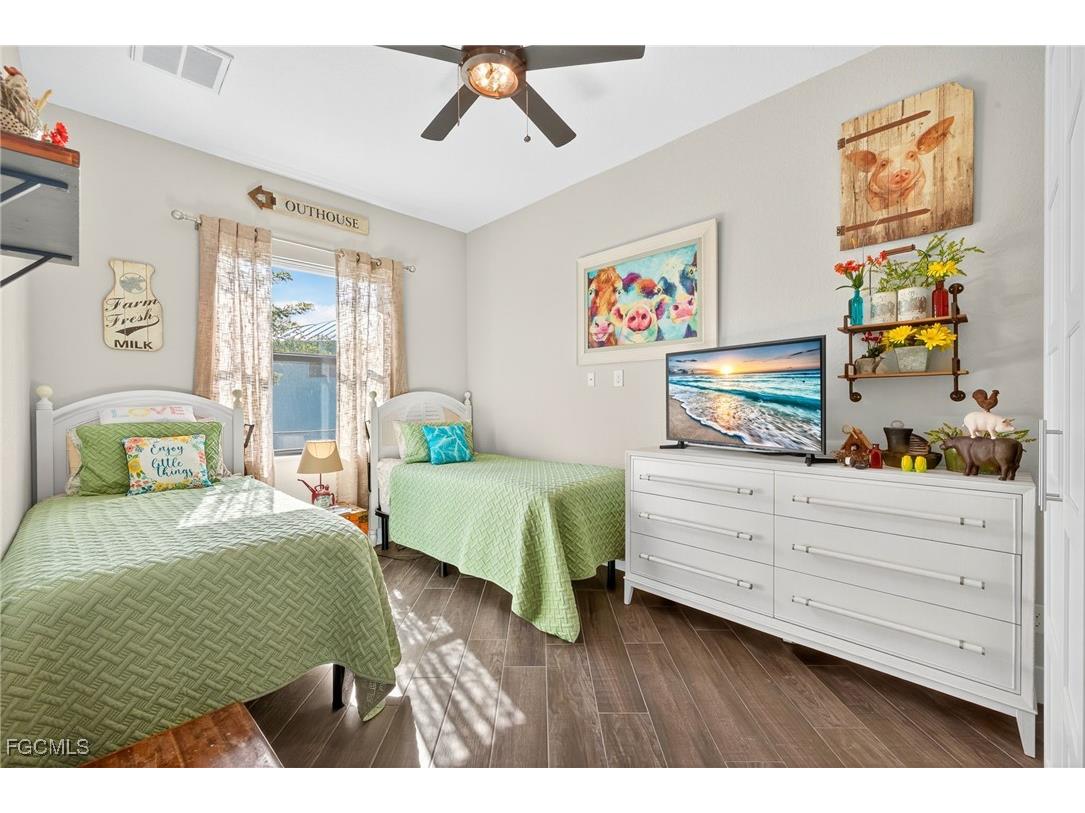 3900 Gulfstream Parkway Cape Coral FL 33993 2025020821 image35