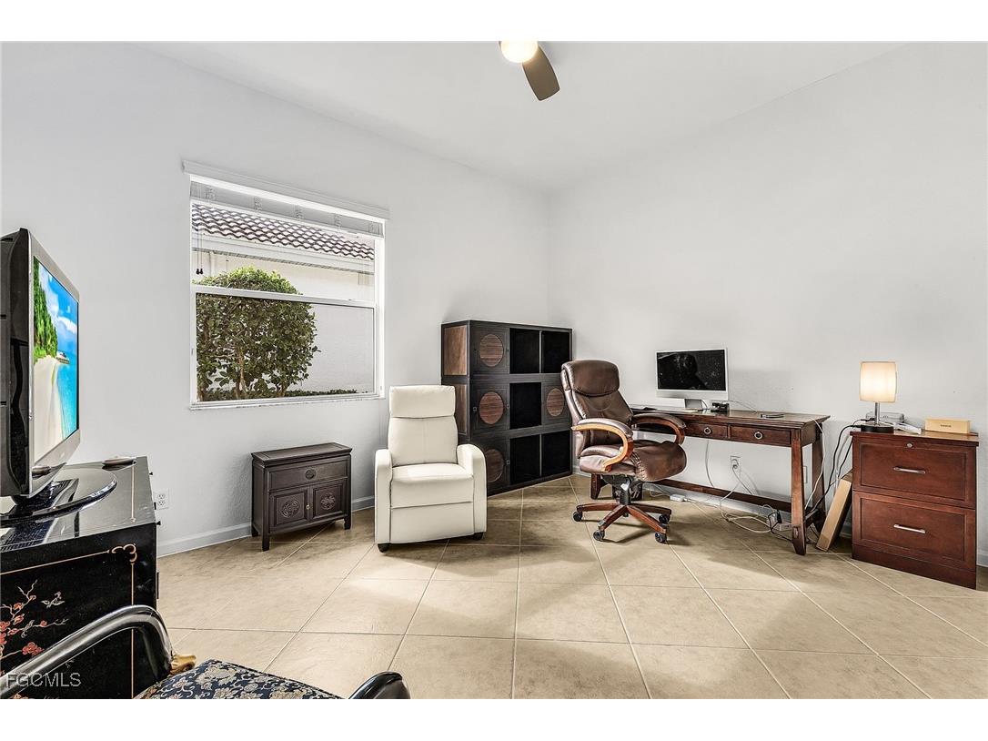 3900 Lakeview Isle Court Fort Myers FL 33905 2025022953 image18